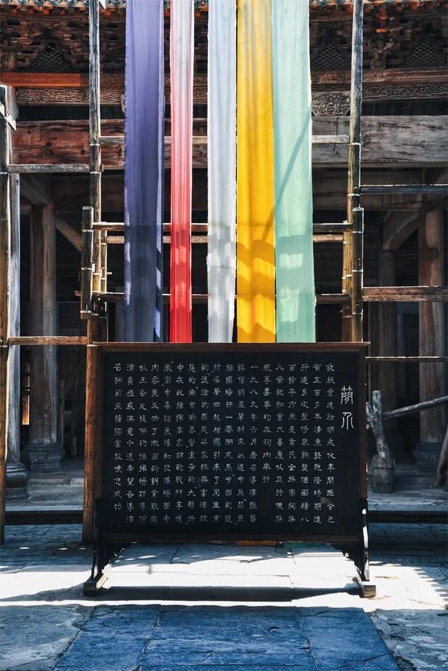 别再只去宏村了！这座水墨小城，藏着大半个徽州的秋，美得更诗意