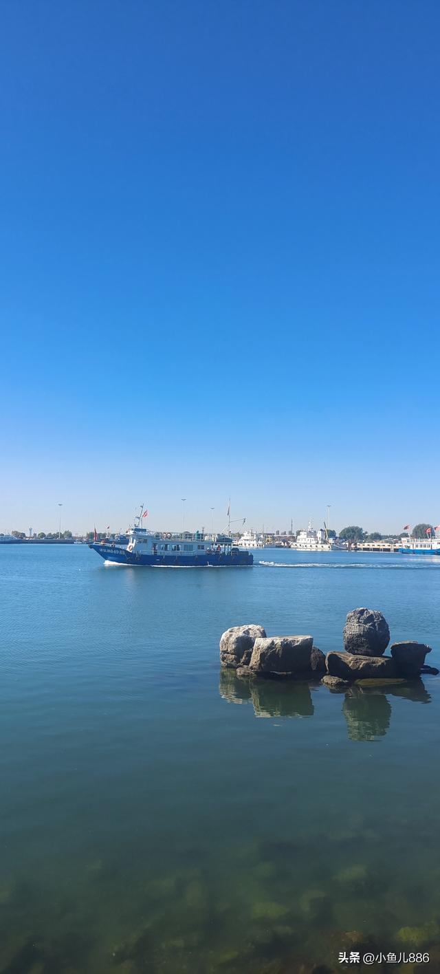 滨海的天，真蓝