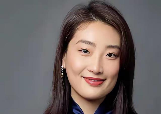 宗馥莉把亲叔整没电了。这出商界大戏可比电视剧带劲	。