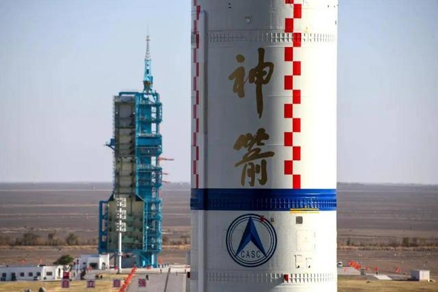 神舟二十一号发射倒计时！中国空间站将6人乘组同飞：第7次太会师