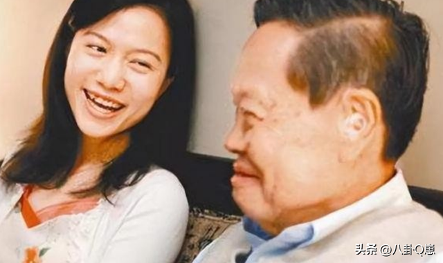 杨振宁去世仅3天，令人担忧的事发生了，原来翁帆一个字都没说错