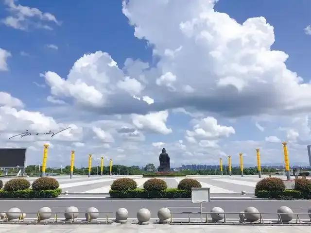 龙虎山位于江西省的哪座城市？大多数人恐怕在3秒内都答不上来！