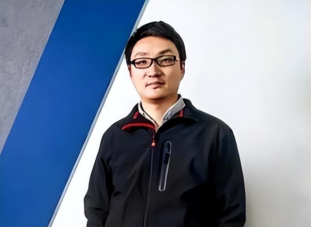 放弃首富做“首善”，他41岁无偿捐出了1000亿，功成身退令人羡慕