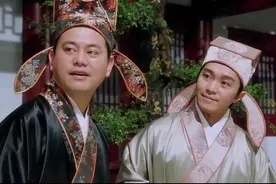 风尘女子向苏轼求诗，前两句大失诗神水准，后两句惊艳文坛千年！图片