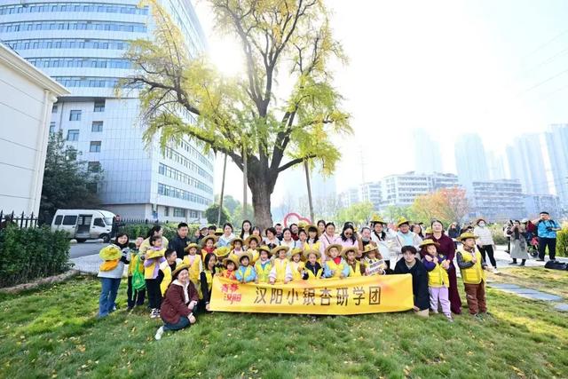 546岁的她过生日！万余市民来汉阳排起长队