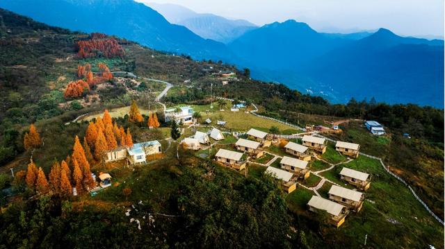 云崖伴暖汤 邂逅冰雪盛景与疗愈时光丨秋假游乡村②