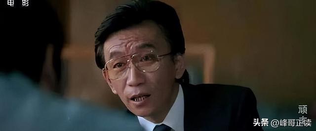 79岁侯耀华晚年凄凉！独居北京无保姆照料，家里脏乱差环境寒酸