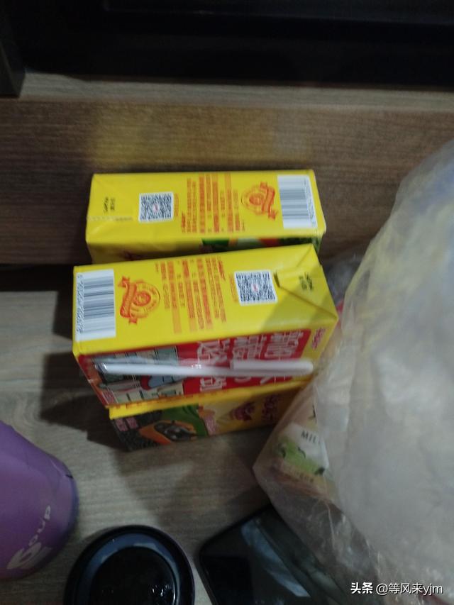 上海游客归家途中，台州游官河水街遗憾万分，早餐却得到意外惊喜