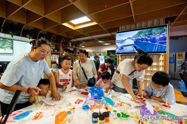 滨江漫游 夜趣FUN，上海滨江夜游活动点亮杨浦、虹口、黄浦滨江的魅力夜景