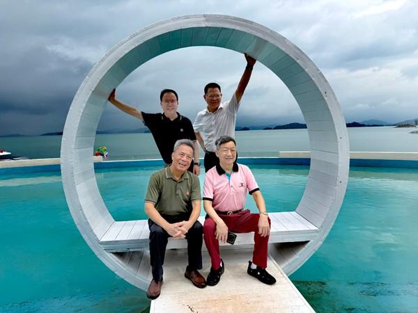 河源籍艺术家“回归”黄建南艺术馆落户万绿湖5A级景区