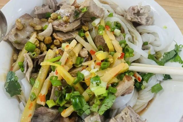 终于有人来说说这个有山有水的小城到底有多好吃了！