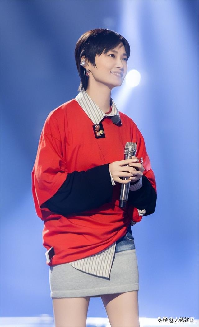 嫁法国老头真相大白5个月后，41岁李宇春近况曝出，一点也不意外