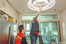 “阳光小扳手”随叫随修 沙依巴克区的这个社区真“攒劲”图片