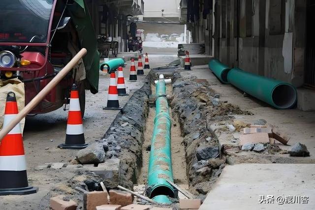 国外修巨型下水道，中国为啥不照抄？造价高得惊人，别盲目崇外