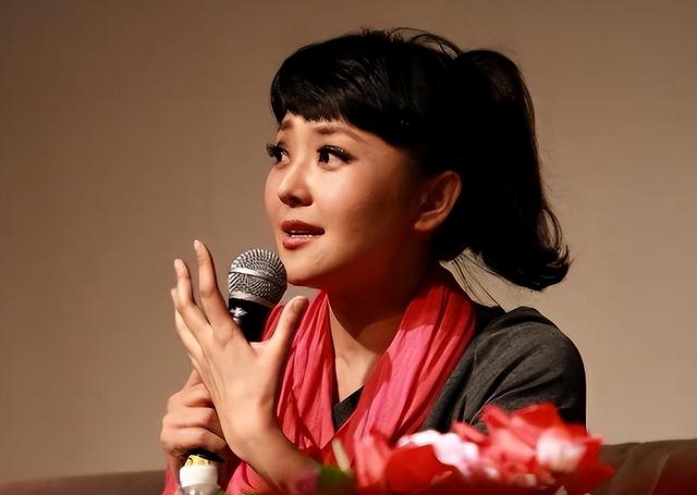 “央视新星” 到销声匿迹，51 岁方琼一步错步步错，现状太令人惋惜