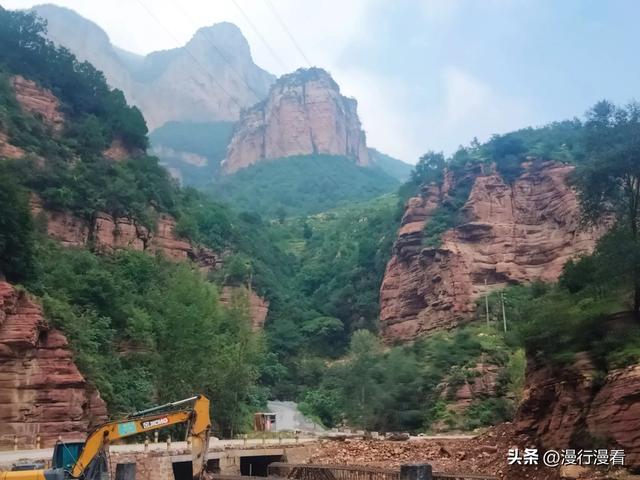 打卡长城岭