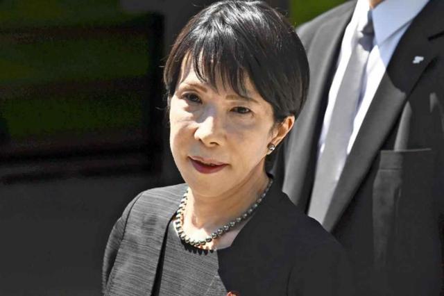 中方舰艇编队刚进钓鱼岛，日本就动手了，不到24小时，美军也下场