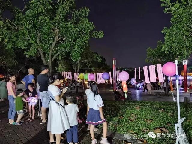 关于举办“艺术原乡·对酒当歌”中秋烟花啤酒欢乐夜活动的公告