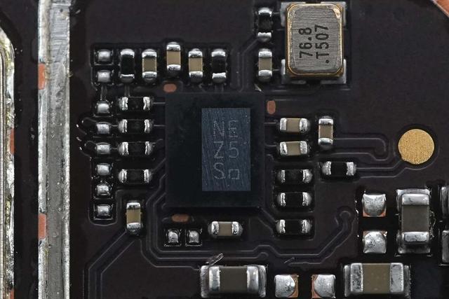 高达1999元售价是怎样的用料做过水准？中兴U60 Pro 5G随身WiFi拆解