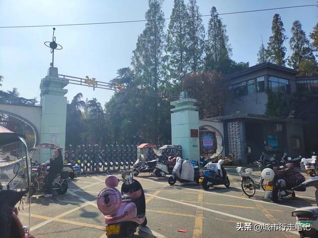 坐武局非空，50块走马观花游信阳