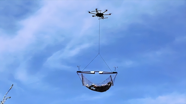 70后探险博主不设任何安全保护，攀爬崂山大流顶，不幸坠崖遇难