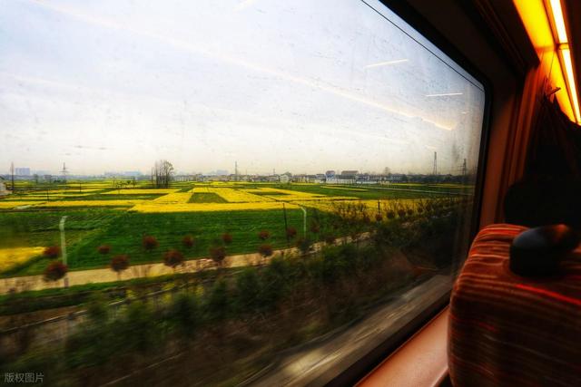 别被“赏花列车”骗了！这3趟才是真的开往春天，剩下的只是噱头
