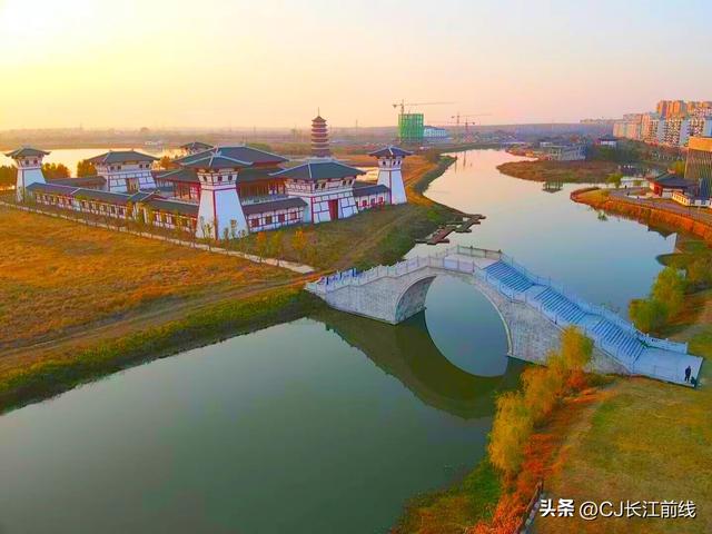 河南淮滨：镇淮楼风光旖旎
