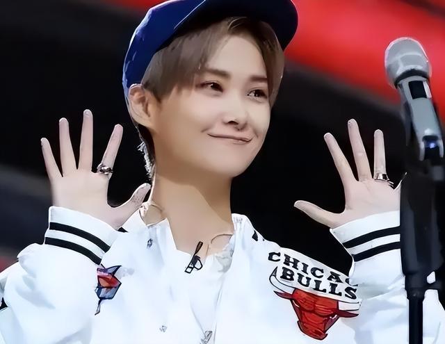 嫁法国老头真相大白5个月后，41岁李宇春近况曝出，一点也不意外