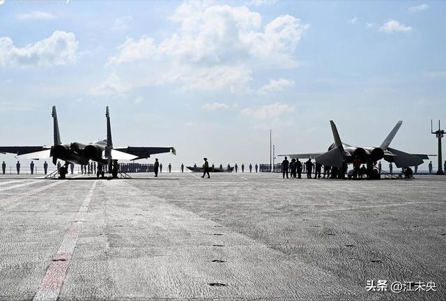 福建舰让美国破防了？反航母靠中国造无人机，特朗普沉默了