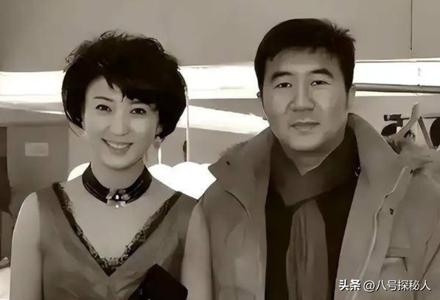 闫学晶丑闻再曝！一人已被拘留	，婚变内幕被扒，亲手拔父亲氧气管