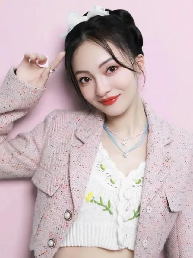 娱乐圈十大冻龄女神！平均年龄50岁，72岁榜首美过小姑娘