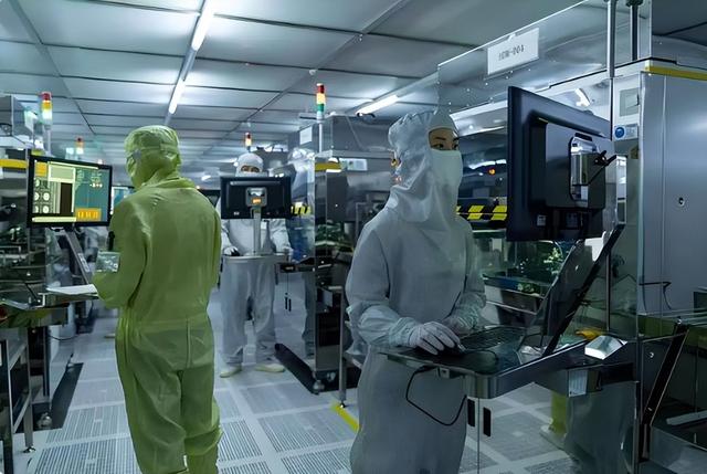 全都“叛变	”了	，台积电、三星接连宣布，外媒：中国不买了？