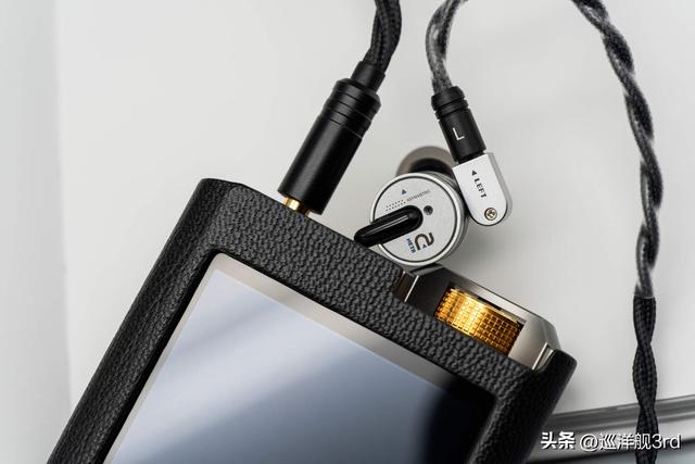 900天的里程碑：爱达声META双动圈入耳耳机