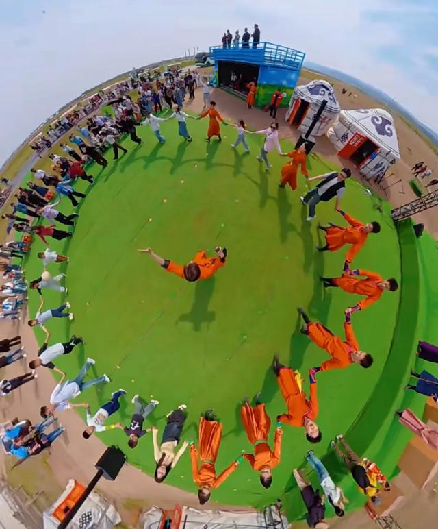 66.16万人次！4.67亿元！假期第一天，呼和浩特彻底火了