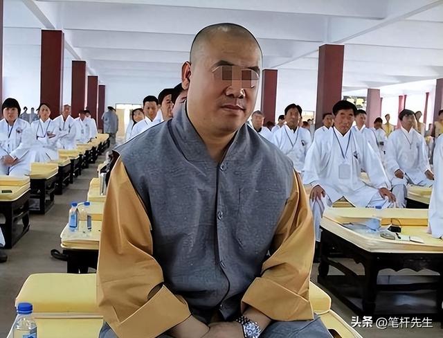 他是释永信师弟，自诩武僧总教头，比释永信更过分，19年涉黑被捕