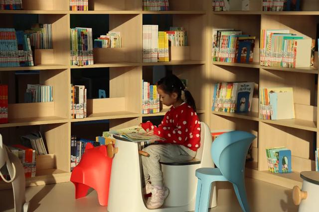 近百万藏书免费看！重庆市少儿图书馆攻略来了→