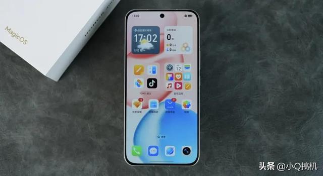 荣耀持续发力，骁龙8系+7200mAh+2亿像素+IP69，国补后跌至2712元