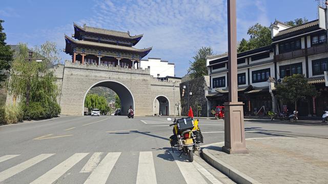 赏秋秦岭，摩旅商洛（05）漫川关，成语“朝秦暮楚”典故的发源地