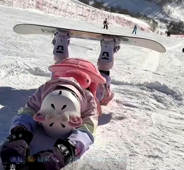 “冠军风波”后，全红婵踏上新征程，让人反感的一幕还是出现了