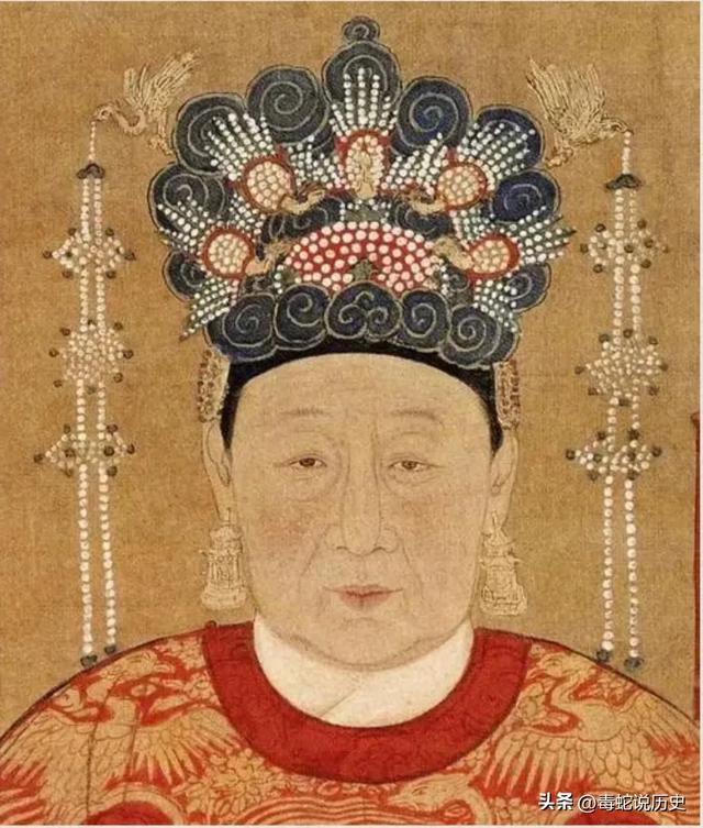15岁太子朱见深洗澡，32岁乳娘进来加水，他邀请共浴，乳娘同意了