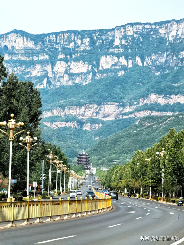 山西与河南交界有座城，山上是山西 山下是河南，去过的人无不惊叹