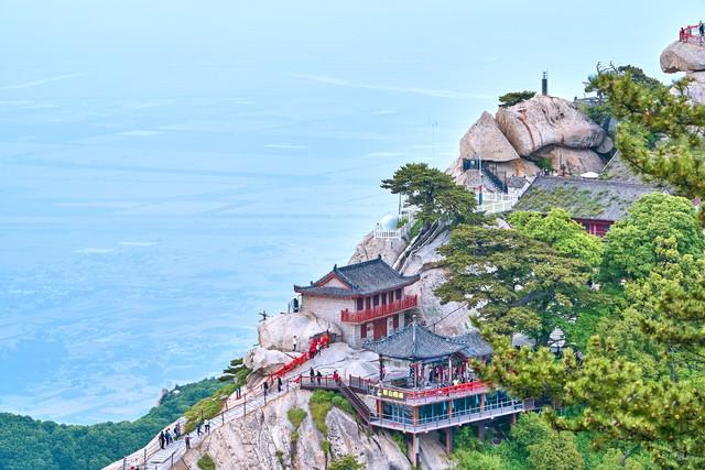 孤身7小时夜爬华山看日出：一份详细到哭的攻略，送给敢挑战的你