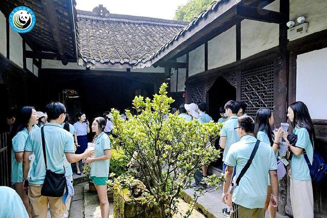 「乐山」“第二期美国华裔青少年巴蜀文化品悟之旅”活动走进乐山市沙湾区