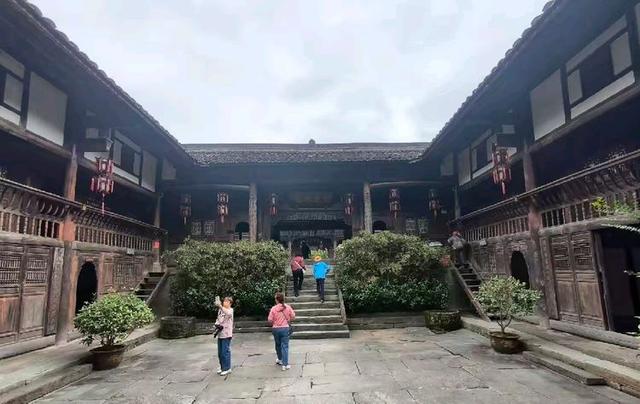 青木川古镇的魏氏庄园