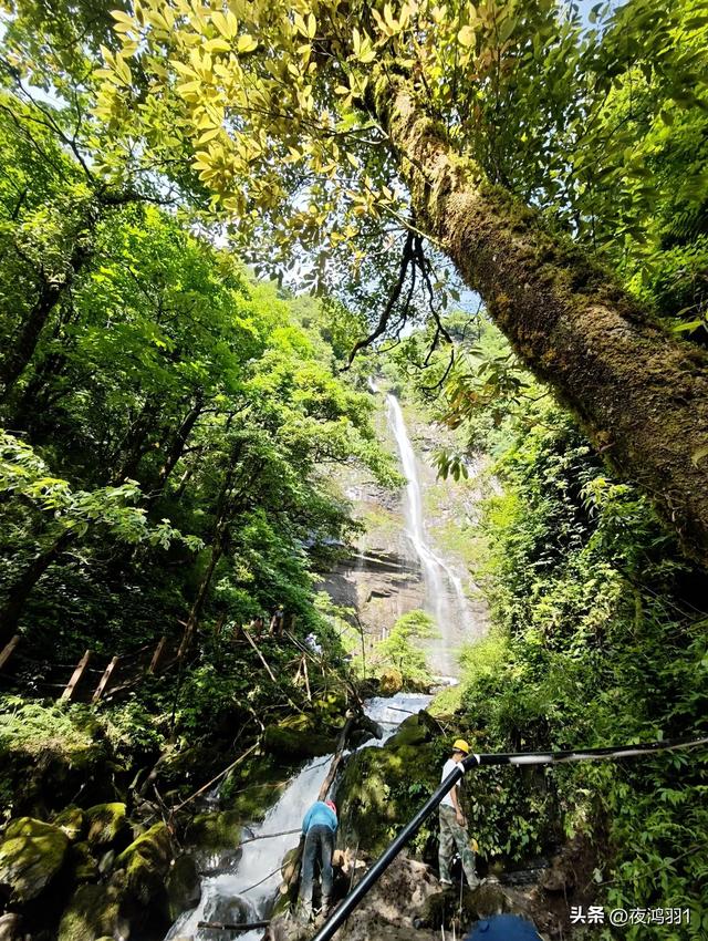 徒步瓦屋山,太艰难了,坚持下来不容易