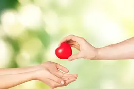 借钱见人心，还钱见人品，千万不要忘了困难时帮助你的人图片