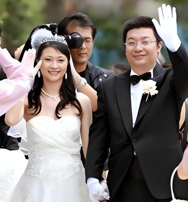 央视最惨女主持：男友死缓、丈夫入狱，如今48岁又被释永信牵连！