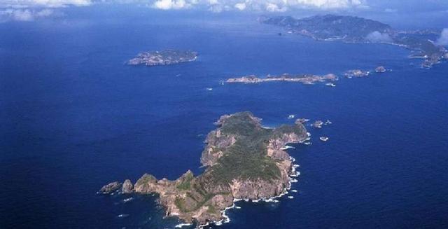 高市宣布日本不服，请美军下场	，第一波报复选在东海，逼中方认栽