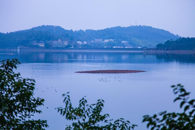 四川隆昌古宇湖，成渝地区距城市最近的湖泊，湖光山色与人文交融