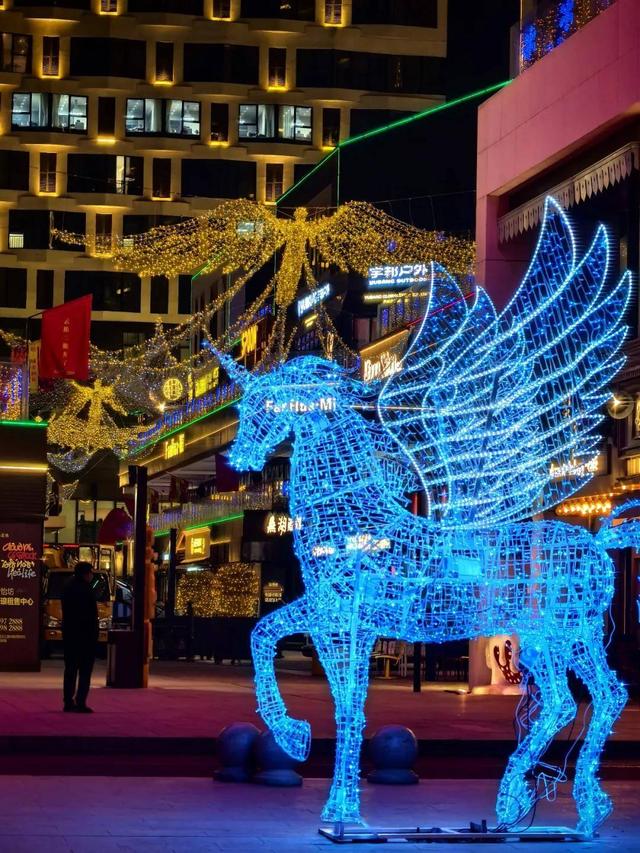 就在今天！青怡坊云琅童话光影街区将正式点亮